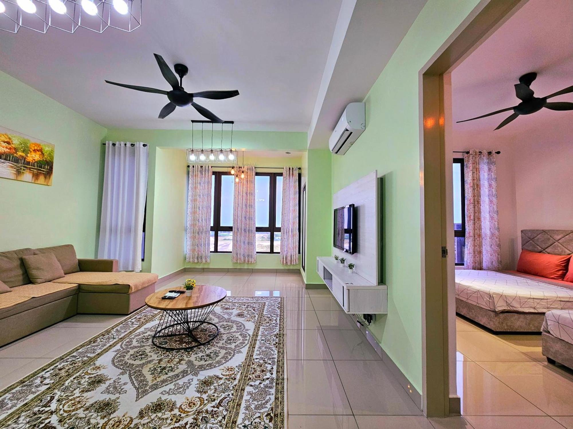 Bali Residence Waterpark Executive Suites Melaka By Ggm Room photo
